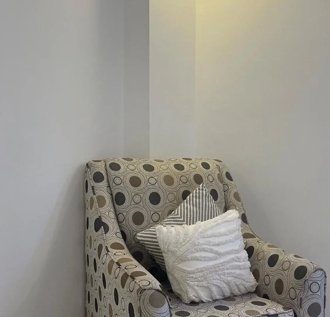Modern 1 Bedroom Oasis In Kingston 0*,