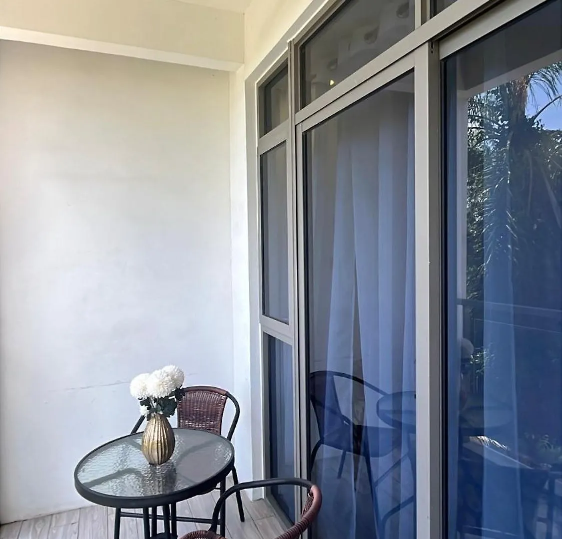 Modern 1 Bedroom Oasis In Κίνγκστον